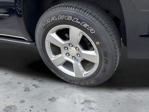 Used 2019 Chevrolet Tahoe Premier AWD/4WD image 49