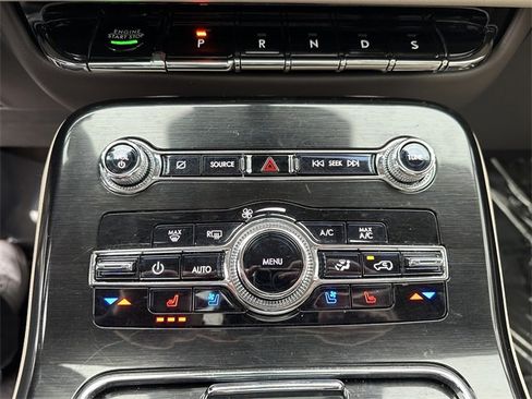 Certified 2022 Lincoln Nautilus Reserve image 24