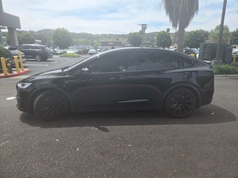 Used 2023 Tesla Model X AWD/4WD image 5