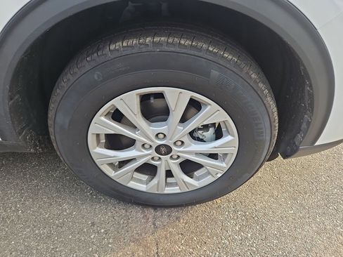 Used 2025 Ford Escape Active image 8