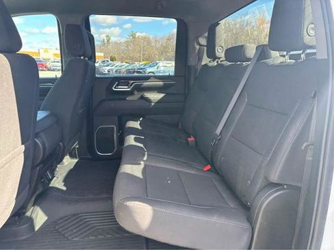 Used 2025 Chevrolet Silverado 2500 LT AWD/4WD image 22