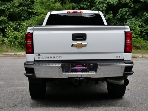 Used 2015 Chevrolet Silverado 2500 LTZ w/ Duramax Plus Package AWD/4WD image 18