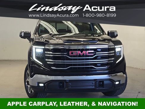 Used 2023 GMC Sierra 1500 SLT w/ SLT Convenience Package AWD/4WD image 2
