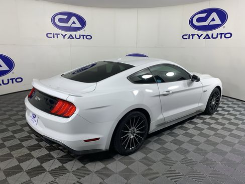 Used 2018 Ford Mustang GT Premium w/ Equipment Group 401A RWD image 3