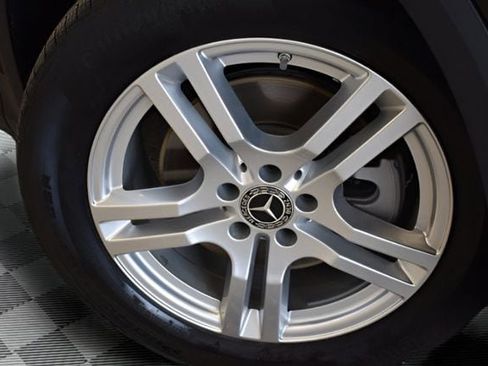 Used 2021 Mercedes-Benz GLA 250 4MATIC image 29