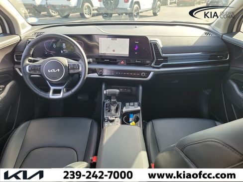 Used 2025 Kia Sportage EX FWD image 14
