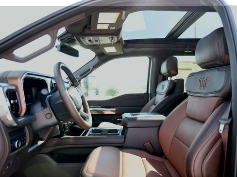 New 2026 Ford F450 King Ranch w/ FX4 Off-Road Package AWD/4WD image 15