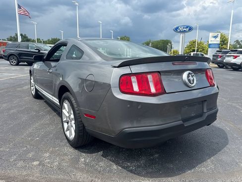 Used 2010 Ford Mustang Premium RWD image 9