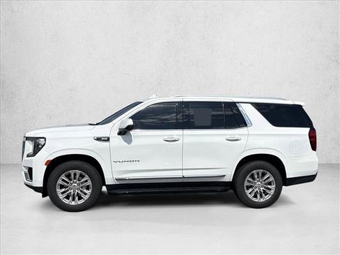 Used 2024 GMC Yukon SLT w/ SLT Luxury Package AWD/4WD image 8