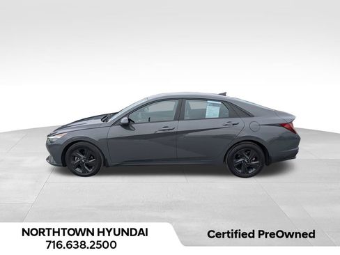Used 2023 Hyundai Elantra SEL image 3