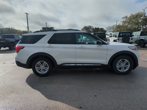 Used 2022 Ford Explorer XLT w/ Class IV Trailer Tow Package image 5