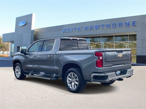 Used 2021 Chevrolet Silverado 1500 LTZ w/ LTZ Premium Package image 4