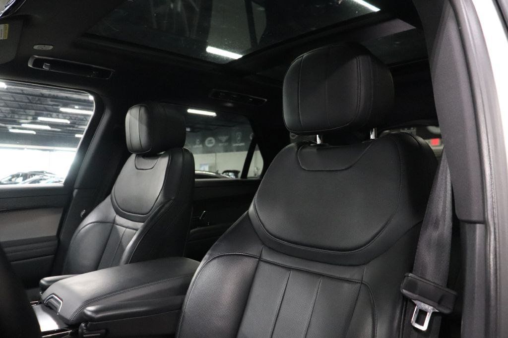 Used 2024 Land Rover Range Rover Sport Dynamic SE AWD/4WD image 11