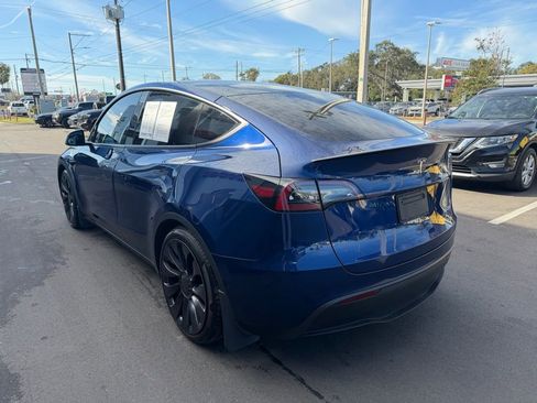 Used 2022 Tesla Model Y Performance image 4