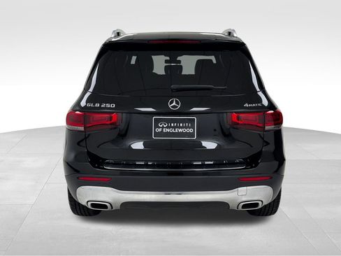 Used 2022 Mercedes-Benz GLB 250 GLB 250 w/ Premium Package Lite image 6