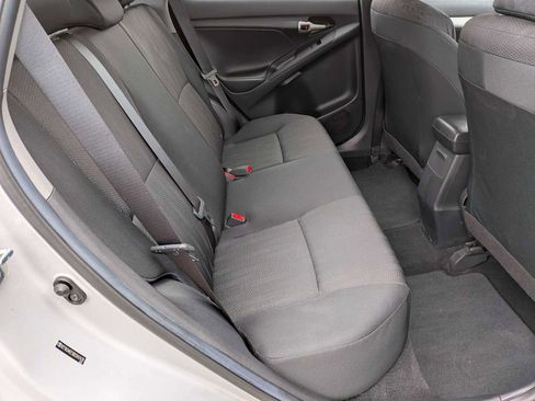 Used 2013 Toyota Matrix L w/ L Sport Pkg image 17