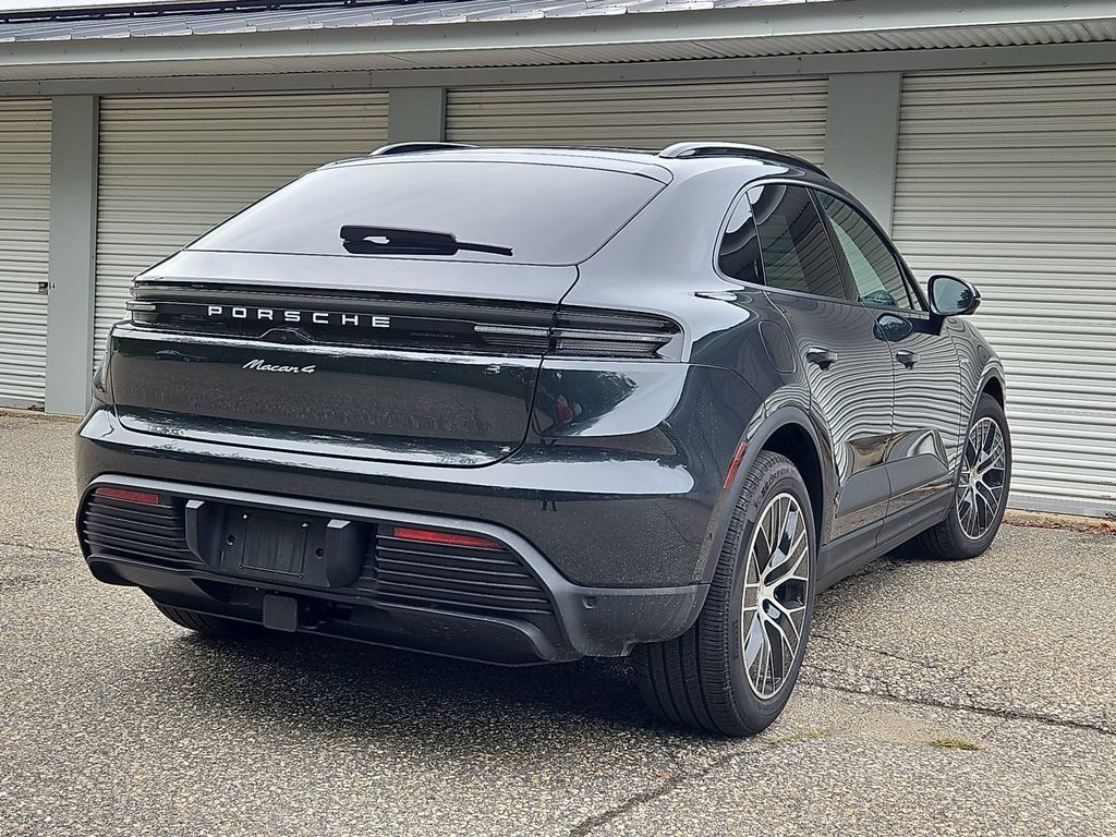 Certified 2026 Porsche Macan 4 Electric AWD/4WD image 7