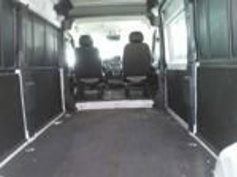 Used 2024 RAM ProMaster 2500 w/ Convenience Group FWD image 9