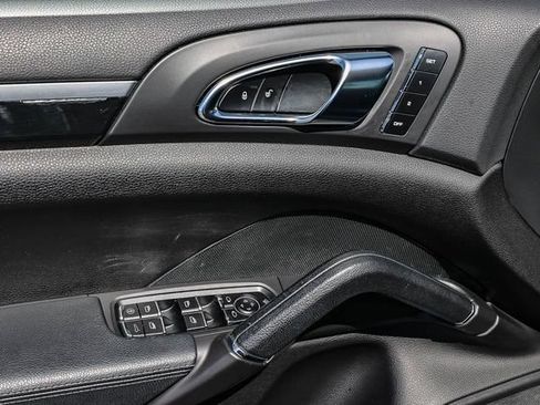 Used 2012 Porsche Cayenne image 22