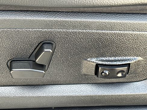 Used 2022 RAM 2500 Laramie AWD/4WD image 25