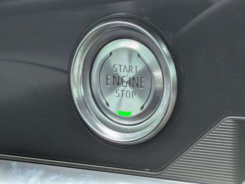 Used 2024 Chevrolet Corvette Stingray Preferred Conv w/ Z51 Performance Package RWD image 30