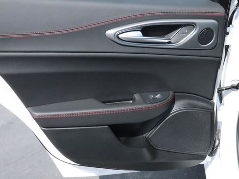 New 2025 Alfa Romeo Giulia image 21