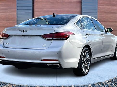 Used 2017 Genesis G80 3.8 w/ Option Group 03 image 13