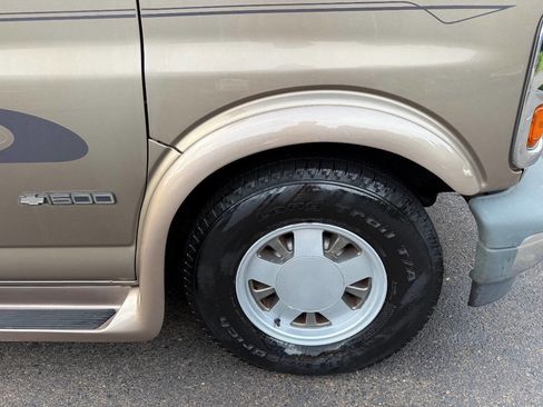 Used 1996 Chevrolet Express 1500 image 38