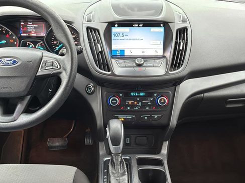 Used 2019 Ford Escape SE image 21