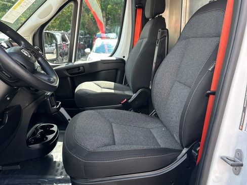 Used 2023 RAM ProMaster 3500 w/ Driver Convenience Group FWD image 12