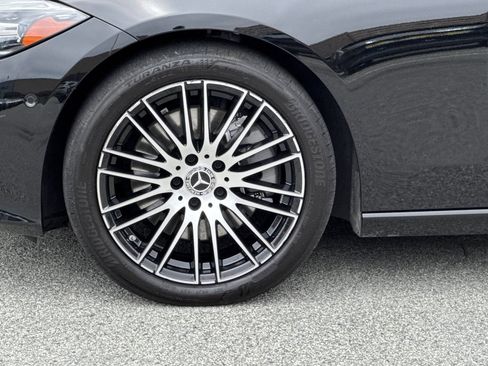 Used 2025 Mercedes-Benz C 300 4MATIC Sedan image 24