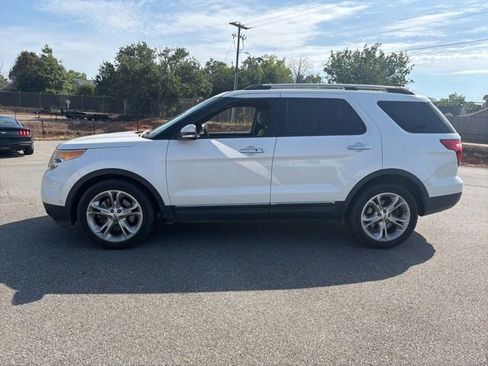 Used 2014 Ford Explorer Limited w/ Equipment Group 302A FWD image 5