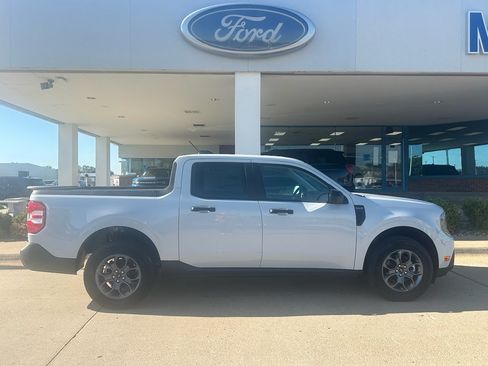 New 2025 Ford Maverick XLT FWD image 7