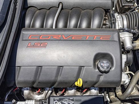 Used 2006 Chevrolet Corvette Convertible w/ Preferred Equipment Group RWD image 31