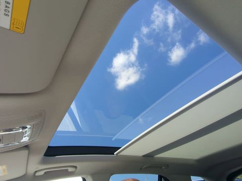 New 2025 Mercedes-Benz GLE 350 GLE 350 image 17