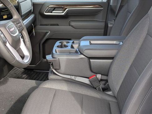 New 2026 GMC Sierra 1500 Elevation image 15