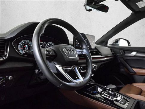 Used 2023 Audi Q5 2.0T Prestige w/ Prestige Package AWD/4WD image 10