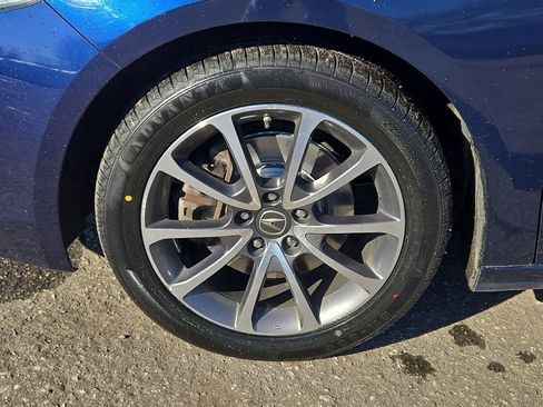 Certified 2017 Acura TLX V6 w/ Technology Package image 9