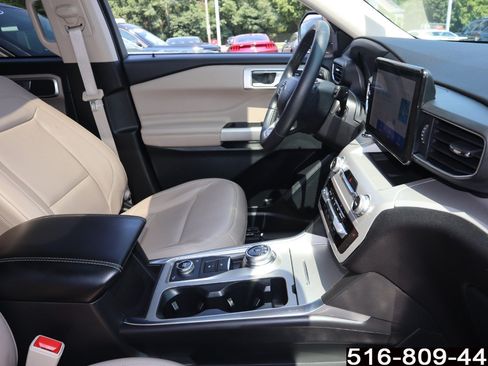 Used 2023 Ford Explorer XLT w/ Equipment Group 202A AWD/4WD image 24