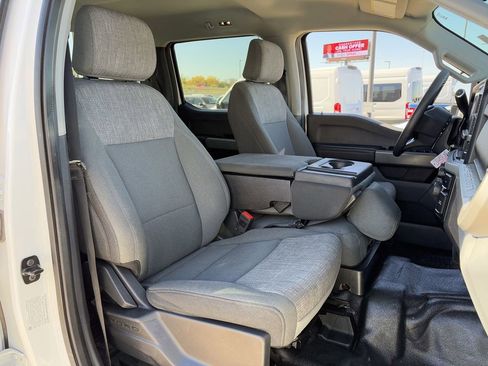 Used 2024 Ford F350 XLT image 31