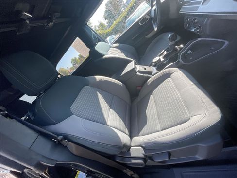 Used 2023 Ford Bronco Outer Banks image 21