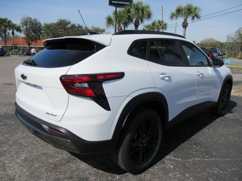 New 2026 Chevrolet Trax ACTIV w/ Driver Confidence Package image 5