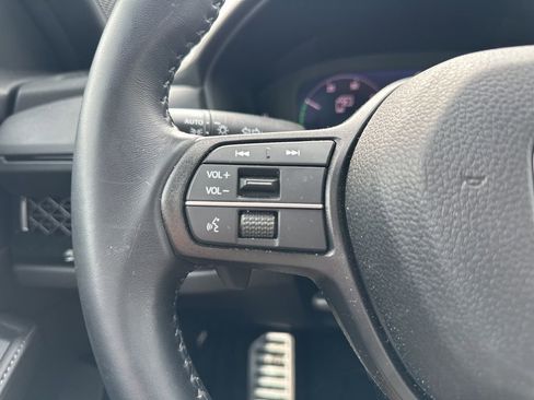 Used 2023 Honda Accord Sport image 18