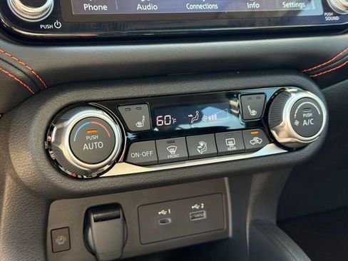 New 2025 Nissan Versa SR w/ Trunk Package image 24