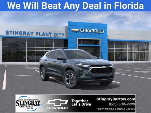 New 2026 Chevrolet Trax LT w/ Driver Confidence Package FWD image 1