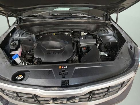 Used 2025 Kia Telluride S image 28
