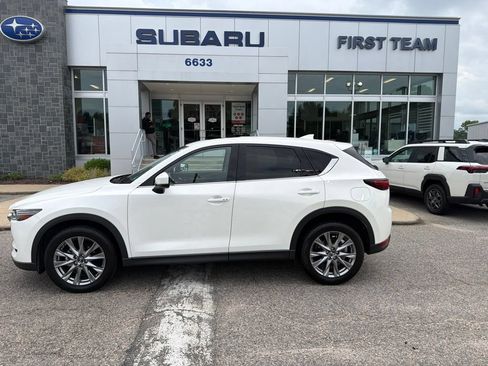 Used 2019 MAZDA CX-5 Grand Touring FWD image 2