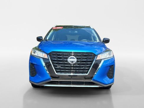 Certified 2024 Nissan Kicks SV image 9