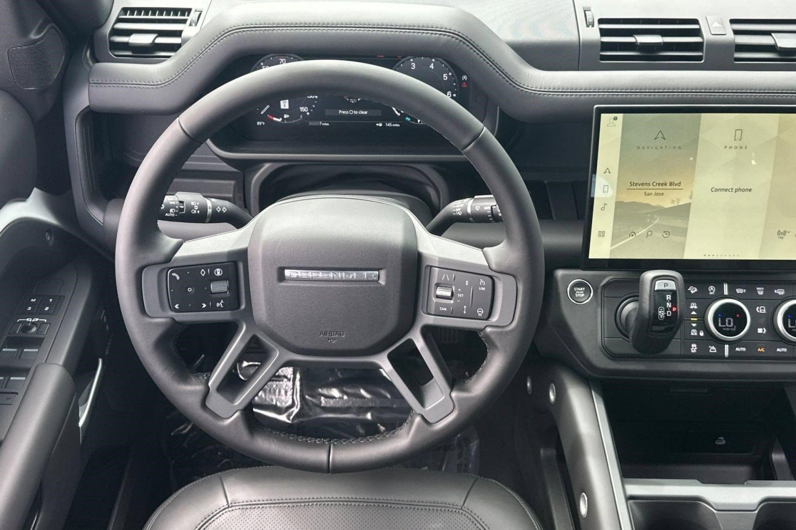 New 2026 Land Rover Defender 110 X-Dynamic SE AWD/4WD image 16