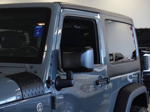 Used 2015 Jeep Wrangler Sport AWD/4WD image 11